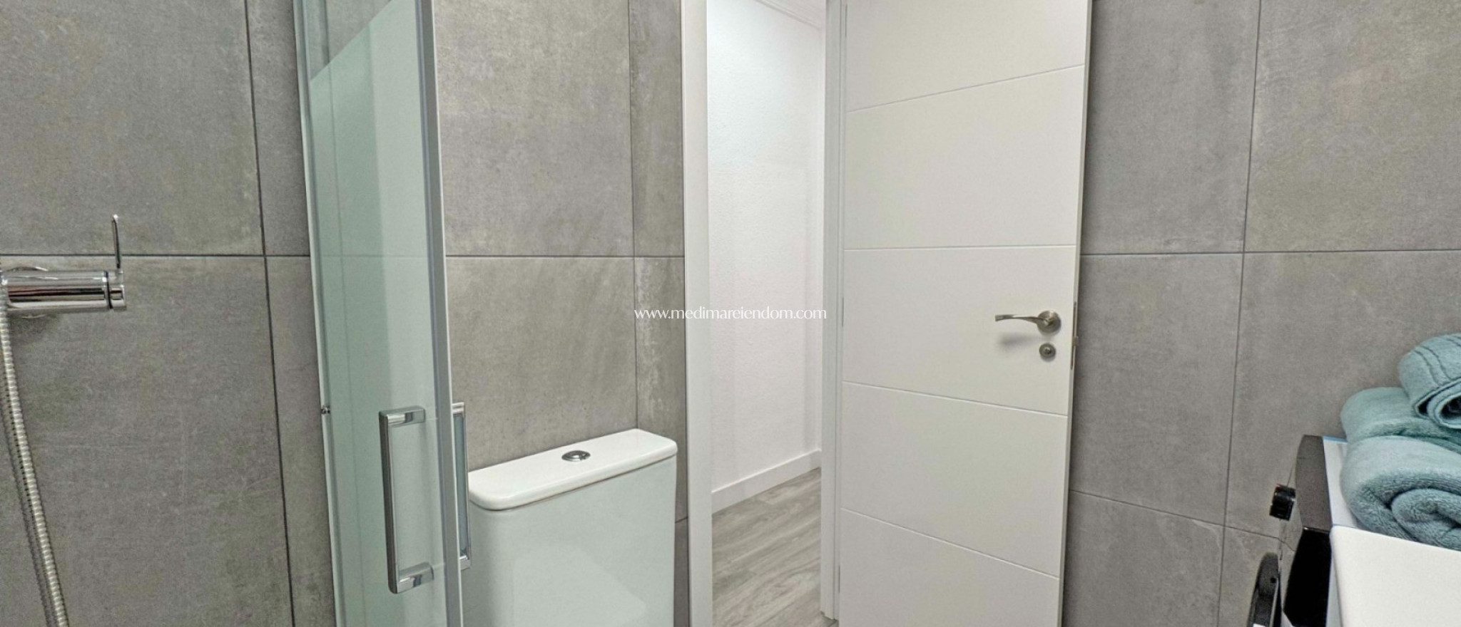 Odsprzedaż - Apartament - Torrevieja - Torrevieja town