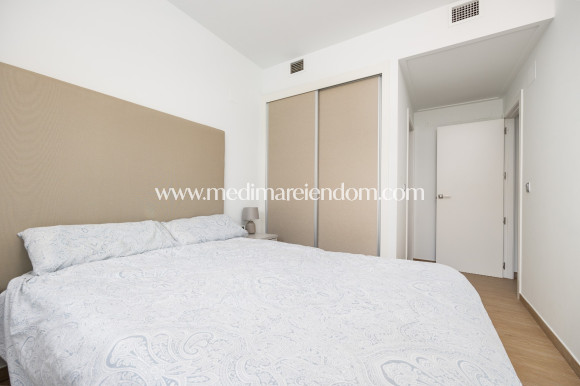 Odsprzedaż - Apartament - Torrevieja