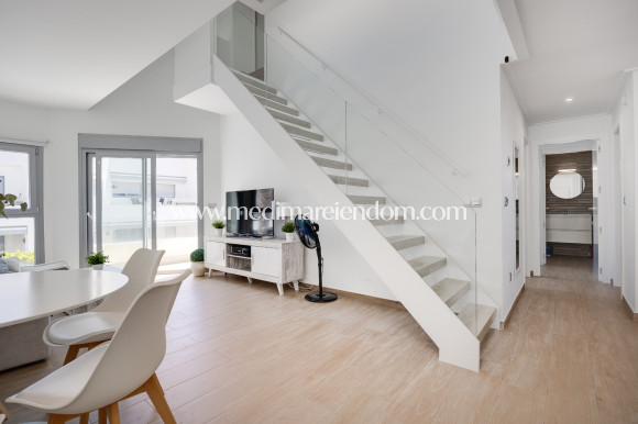 Odsprzedaż - Apartament - Torrevieja