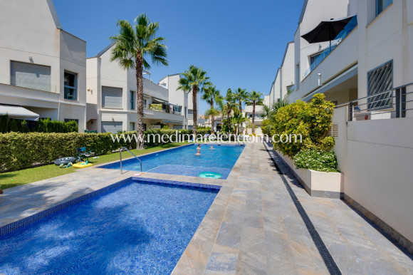 Odsprzedaż - Apartament - Torrevieja