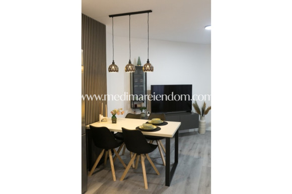 Odsprzedaż - Apartament - Torrevieja