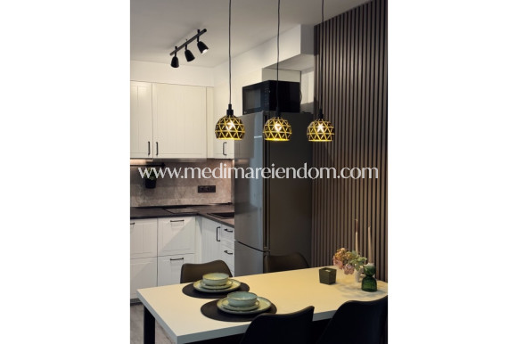 Odsprzedaż - Apartament - Torrevieja