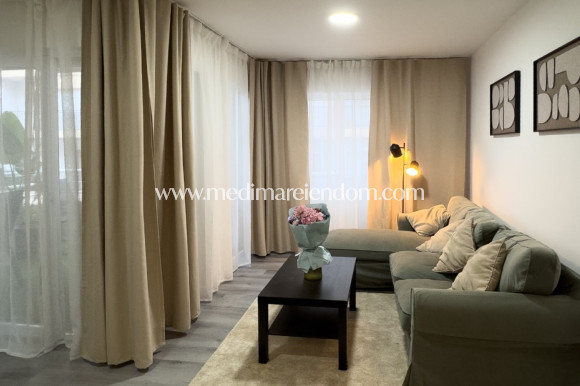 Odsprzedaż - Apartament - Torrevieja