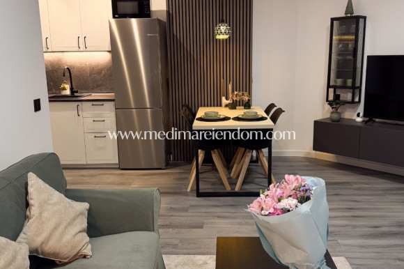 Odsprzedaż - Apartament - Torrevieja