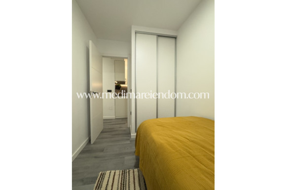 Odsprzedaż - Apartament - Torrevieja