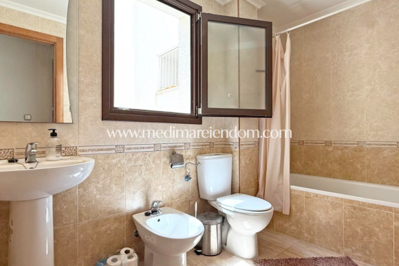 Odsprzedaż - Apartament - Torrevieja
