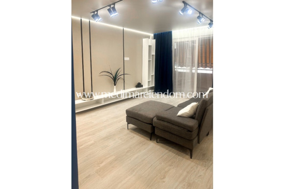 Odsprzedaż - Apartament - Torrevieja