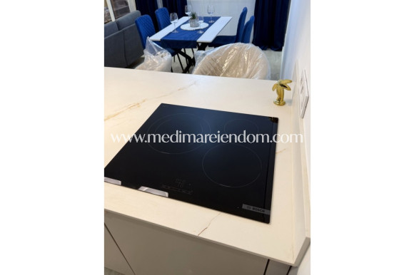 Odsprzedaż - Apartament - Torrevieja