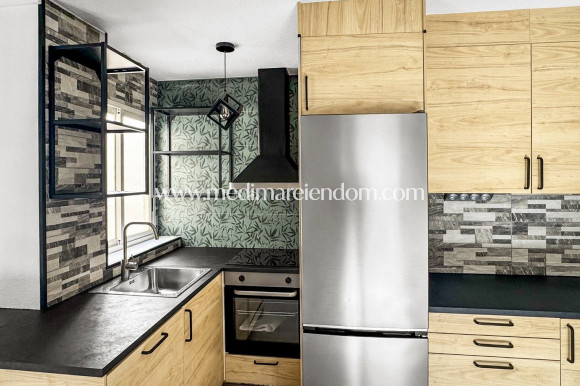 Odsprzedaż - Apartament - Torrevieja