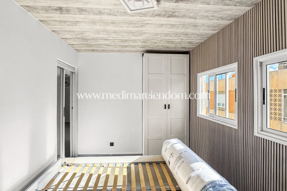 Odsprzedaż - Apartament - Torrevieja