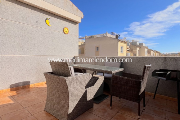 Odsprzedaż - Dom szeregowy - Torrevieja - La Siesta - El Salado -  Torreta