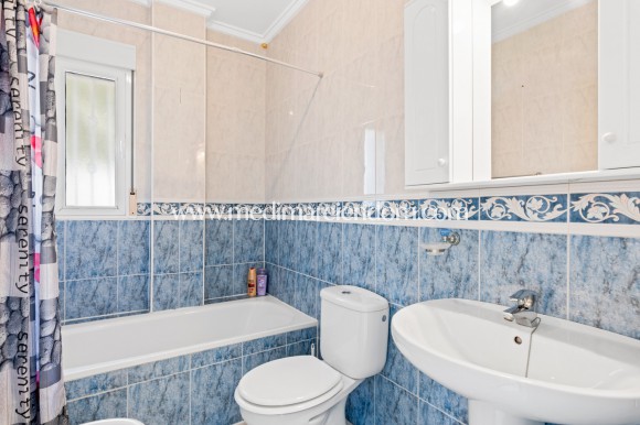 Odsprzedaż - Willa - Ciudad Quesada