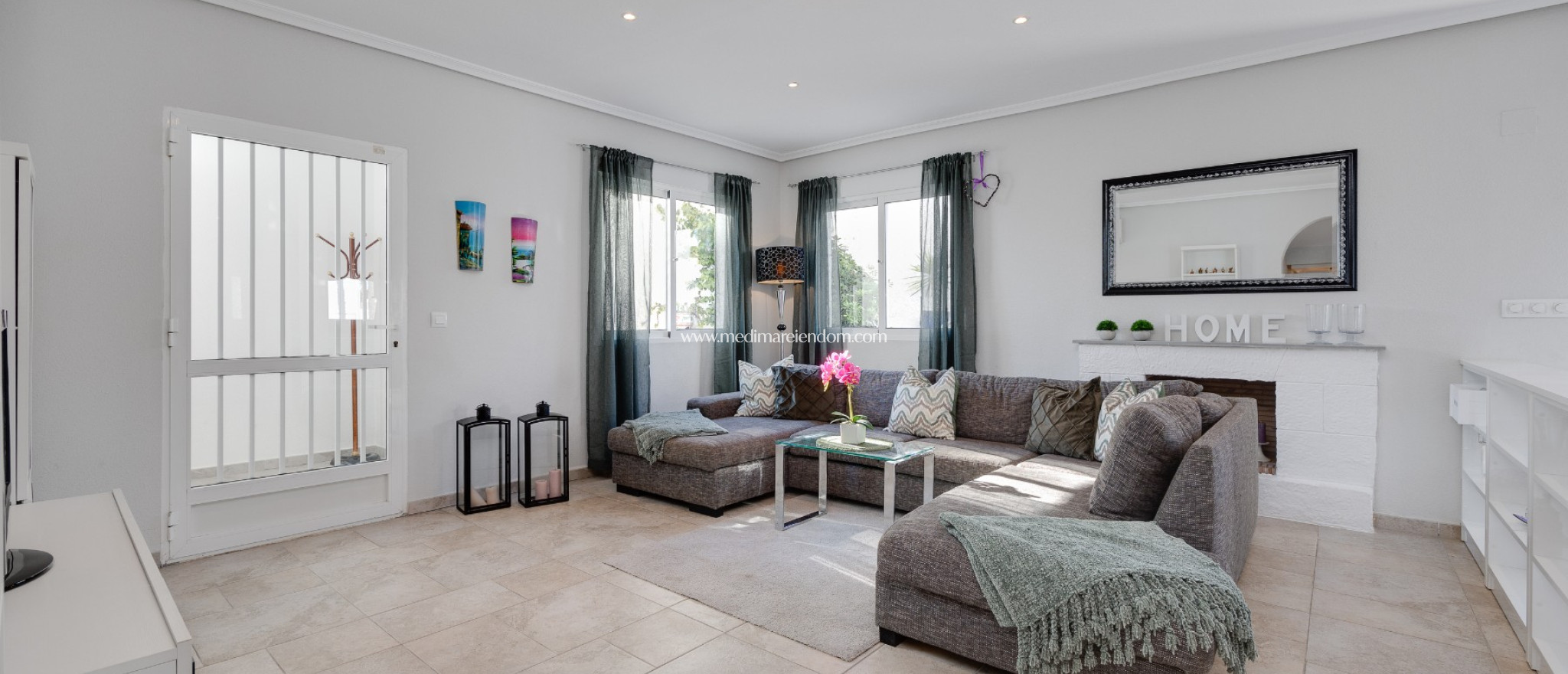 Odsprzedaż - Willa - San Miguel de Salinas