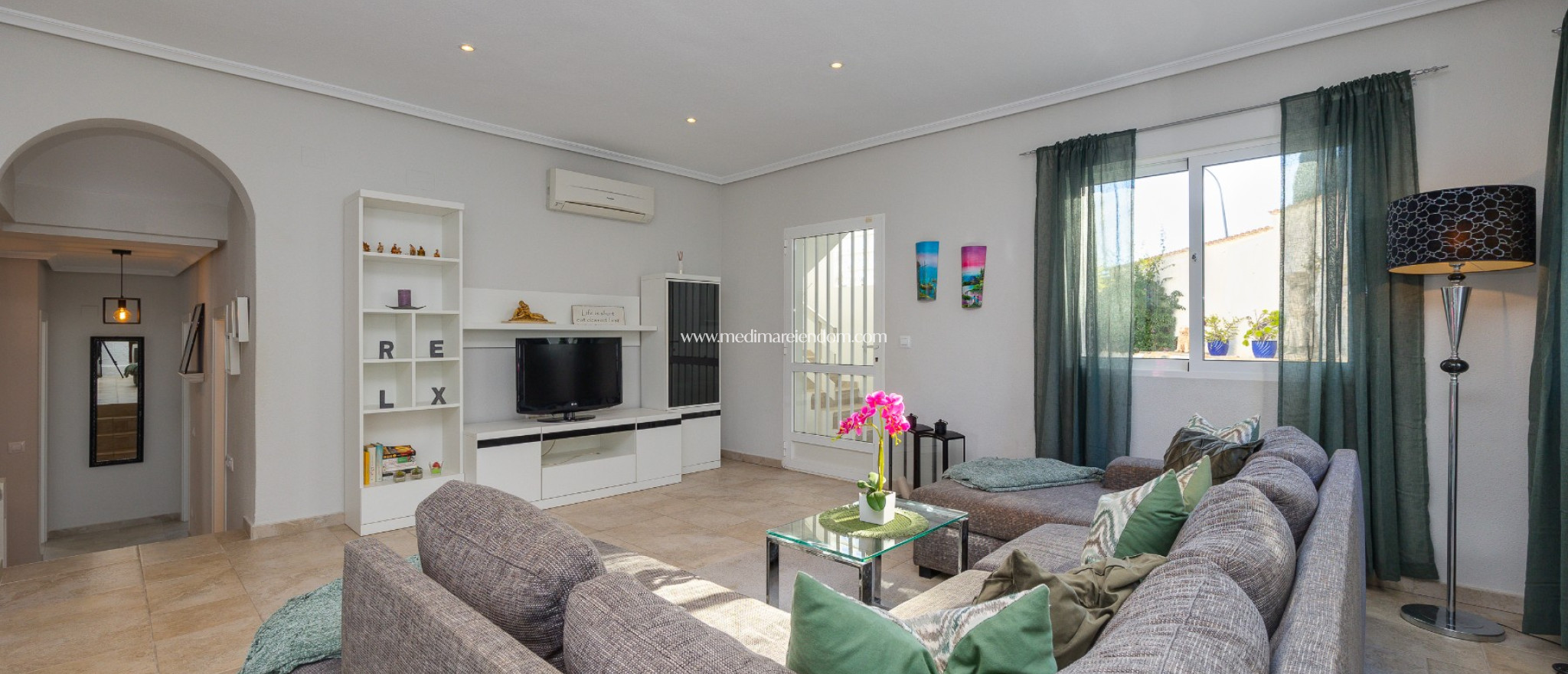 Odsprzedaż - Willa - San Miguel de Salinas