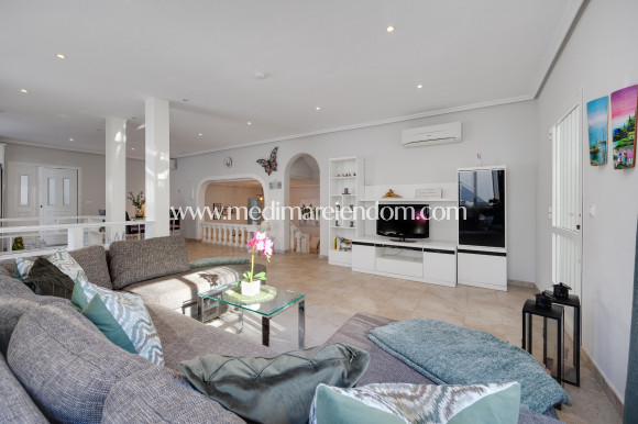 Odsprzedaż - Willa - San Miguel de Salinas