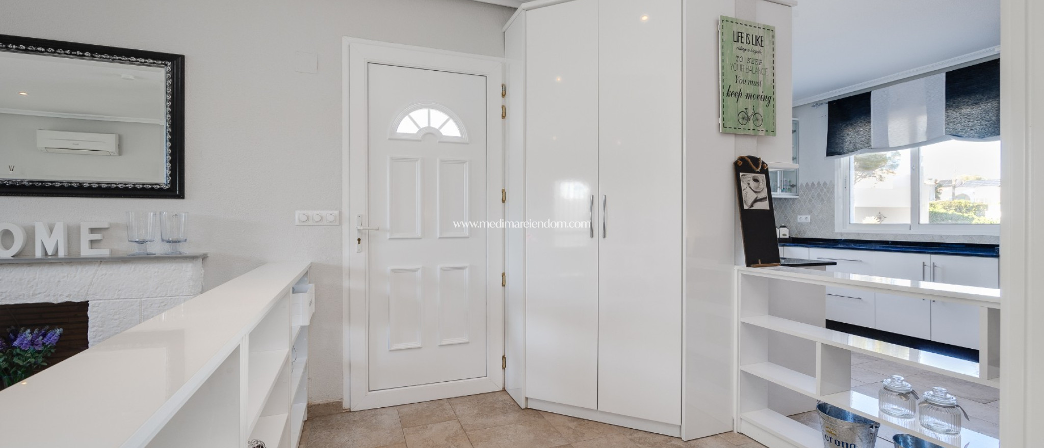 Odsprzedaż - Willa - San Miguel de Salinas