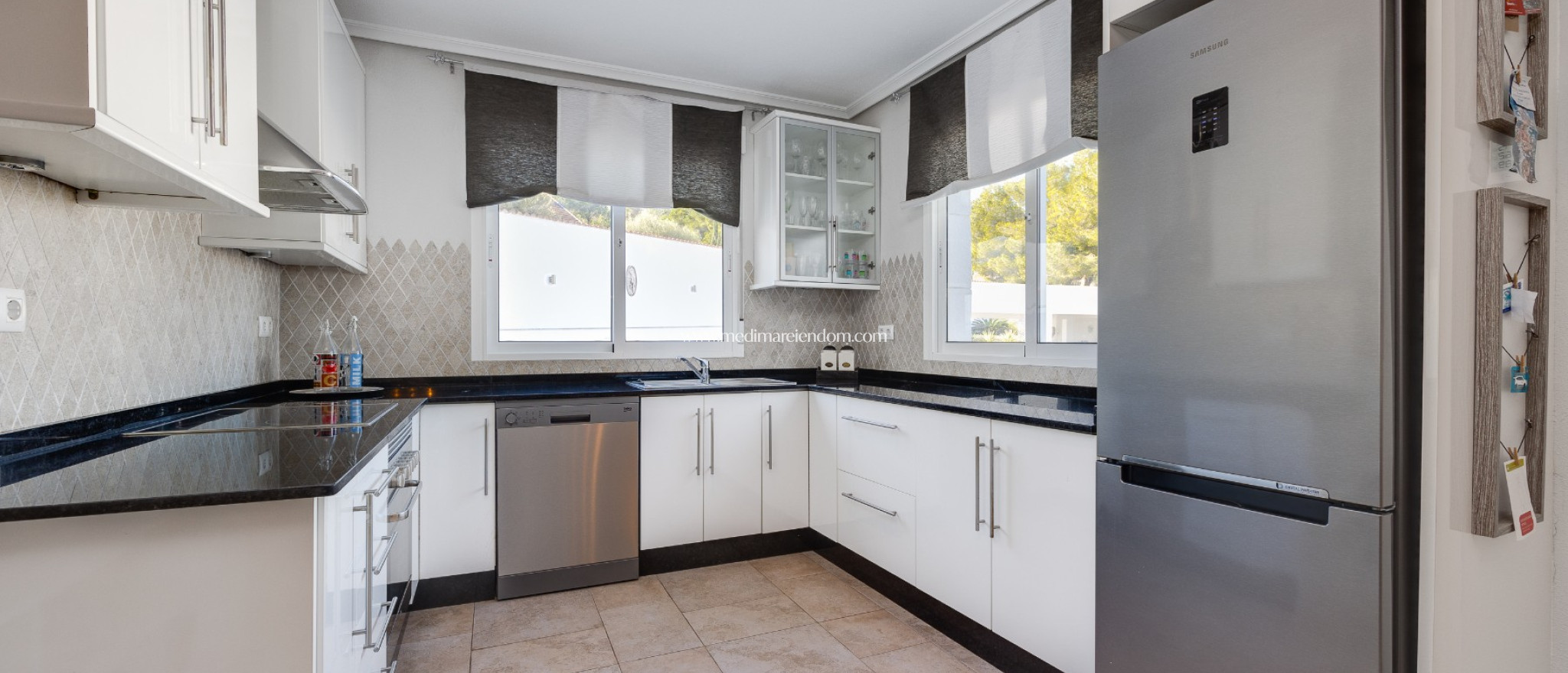 Odsprzedaż - Willa - San Miguel de Salinas