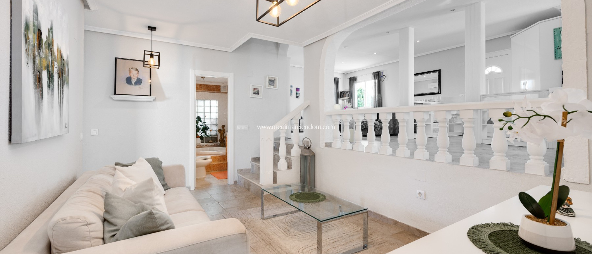 Odsprzedaż - Willa - San Miguel de Salinas