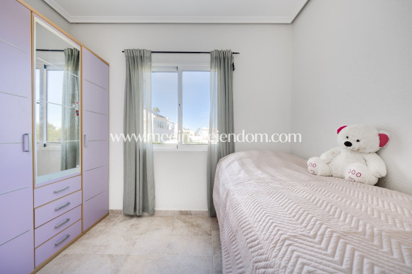 Odsprzedaż - Willa - San Miguel de Salinas