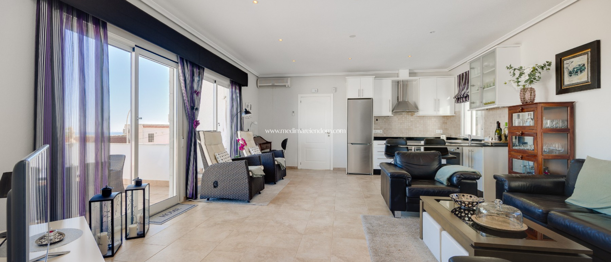 Odsprzedaż - Willa - San Miguel de Salinas