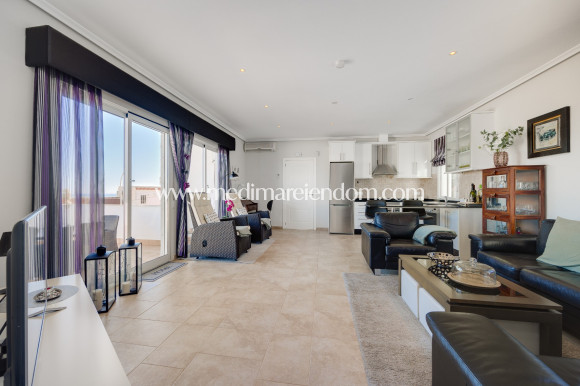 Odsprzedaż - Willa - San Miguel de Salinas