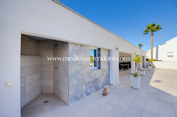 Odsprzedaż - Willa - San Miguel de Salinas