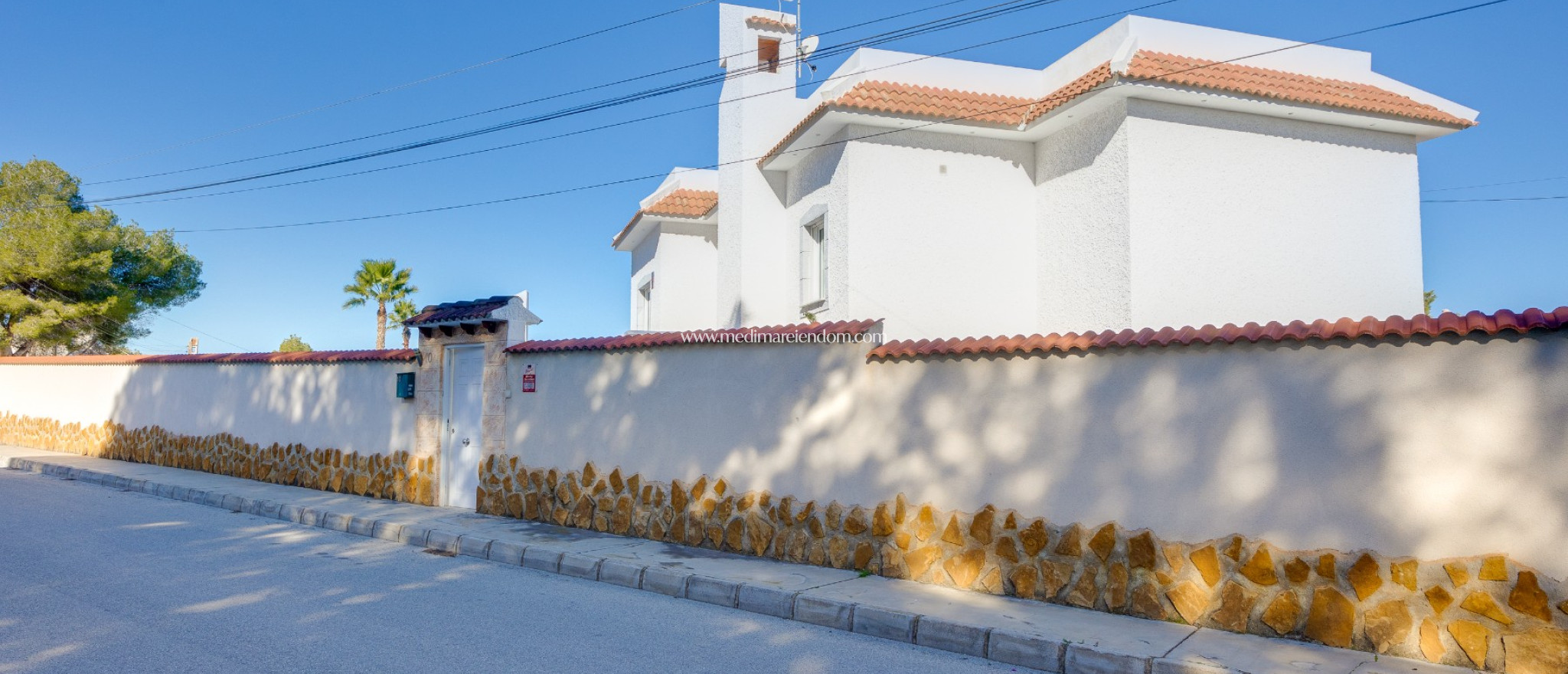 Odsprzedaż - Willa - San Miguel de Salinas