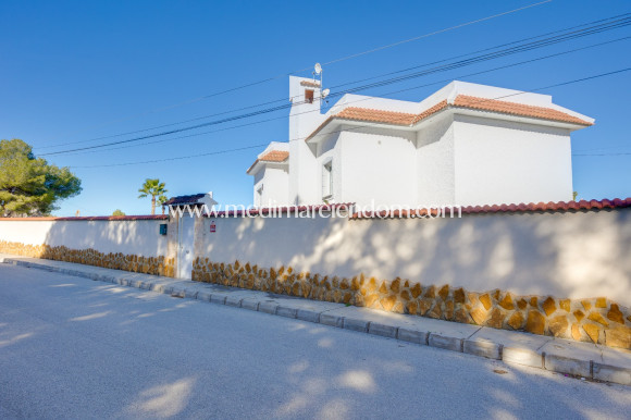 Odsprzedaż - Willa - San Miguel de Salinas