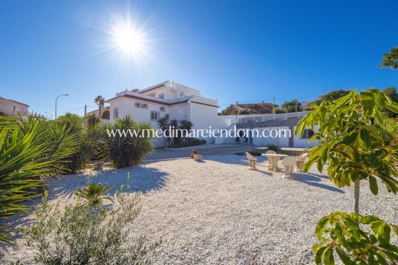 Odsprzedaż - Willa - San Miguel de Salinas