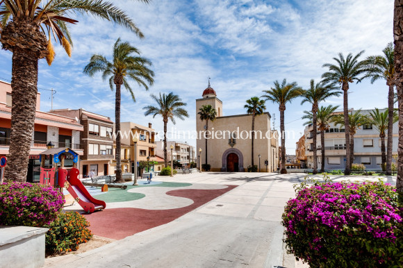 Odsprzedaż - Willa - San Miguel de Salinas