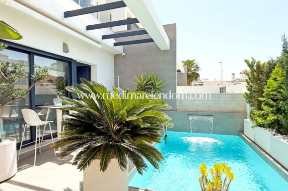 Odsprzedaż - Willa w zabudowie bliźniaczej - Orihuela Costa - Villamartín