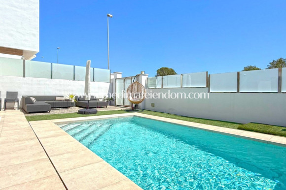 Odsprzedaż - Wolnostojąca Willa - Orihuela Costa - Villamartín