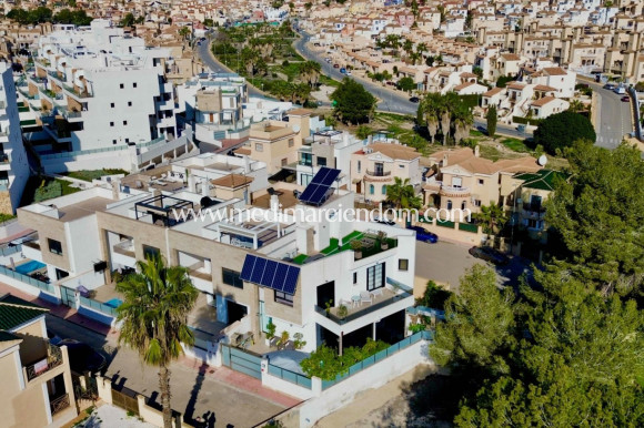 Odsprzedaż - Wolnostojąca Willa - Orihuela Costa - Villamartín