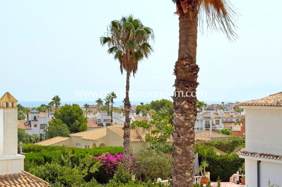Odsprzedaż - Wolnostojąca willa - Orihuela Costa - Villamartín
