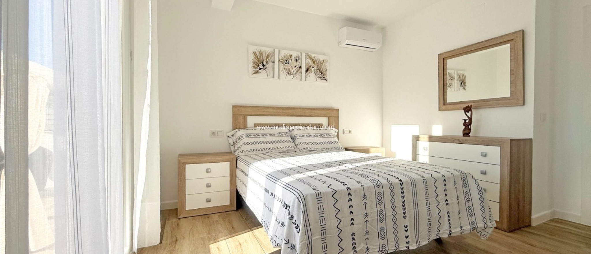 Odsprzedaż - Wolnostojąca Willa - Torrevieja - San Luis