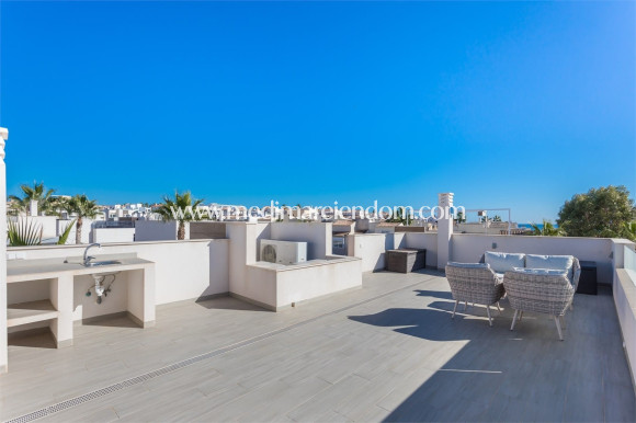 Odsprzedaż - Wolnostojąca Willa - Torrevieja