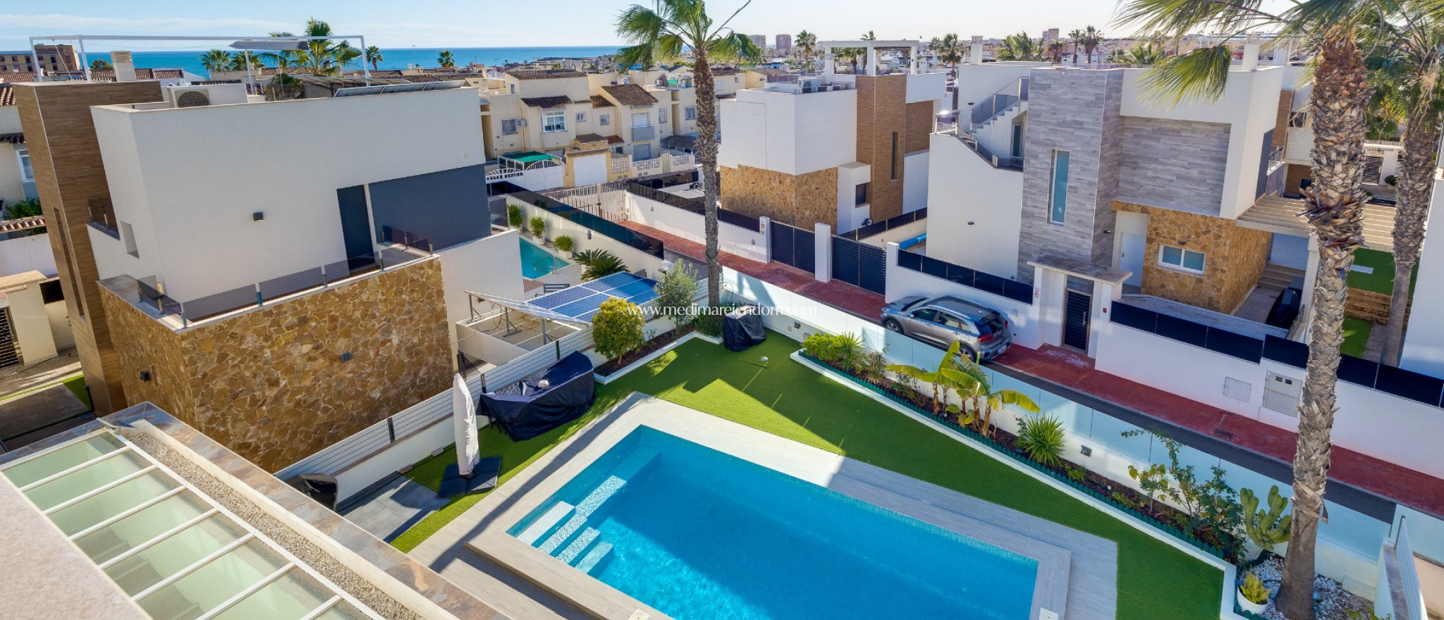 Odsprzedaż - Wolnostojąca Willa - Torrevieja