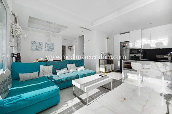 Odsprzedaż - Wolnostojąca Willa - Torrevieja