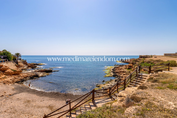 Odsprzedaż - Wolnostojąca Willa - Torrevieja