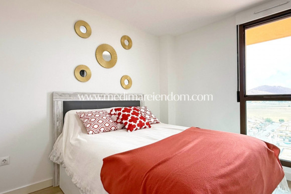 Resale - Apartment - Cartagena - Playa Honda