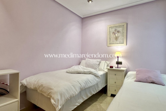Resale - Apartment - Guardamar del Segura