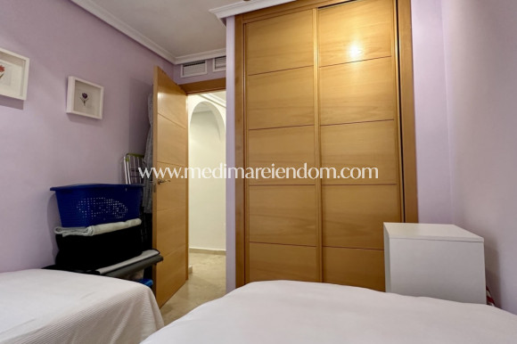 Resale - Apartment - Guardamar del Segura