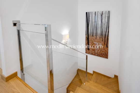 Resale - Apartment - La Manga del Mar Menor - La Manga