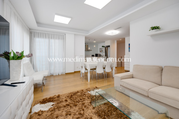 Resale - Apartment - La Manga del Mar Menor - La Manga