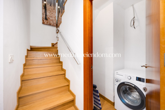 Resale - Apartment - La Manga del Mar Menor - La Manga