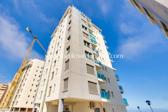 Resale - Apartment - La Manga del Mar Menor - La Manga