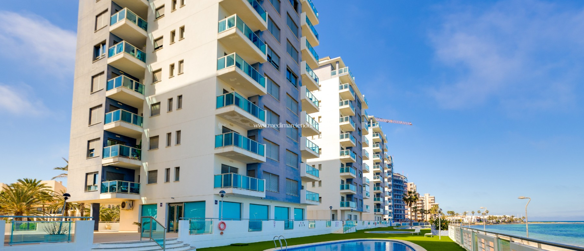 Resale - Apartment - La Manga del Mar Menor - La Manga