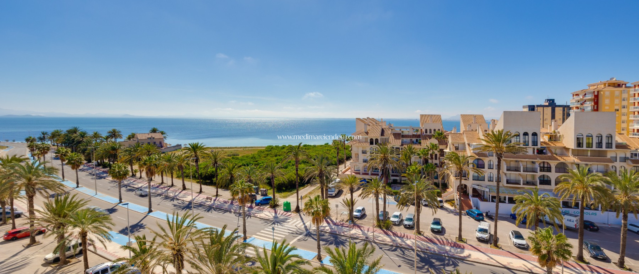 Resale - Apartment - La Manga del Mar Menor - La Manga