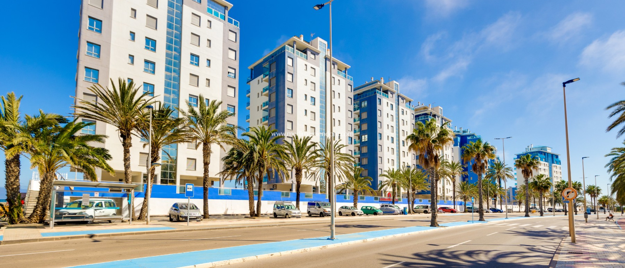Resale - Apartment - La Manga del Mar Menor - La Manga