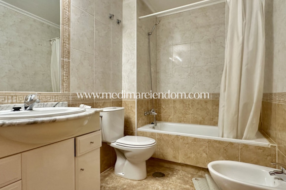 Resale - Apartment - Orihuela Costa - Cabo Roig